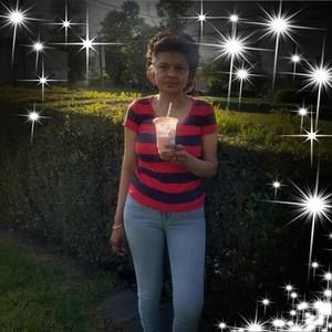 Meet your Posher, Bibi